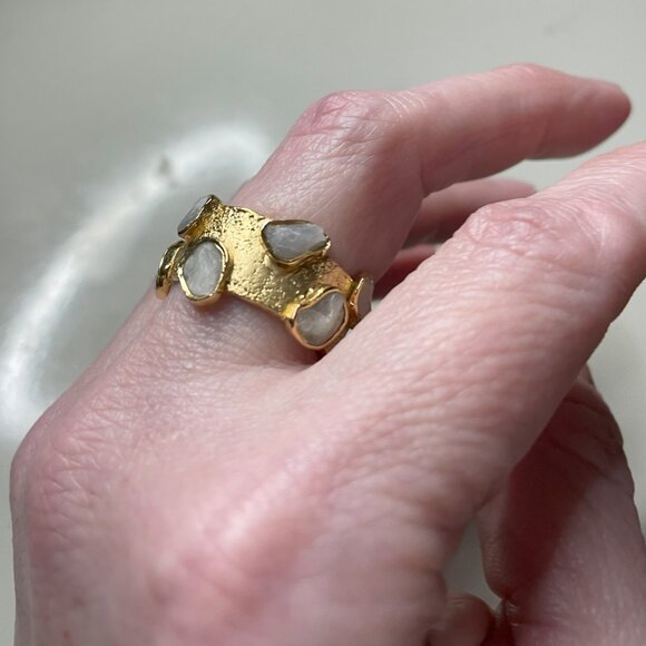 White Sapphire Ring - pristine condition - Picture 6 of 7